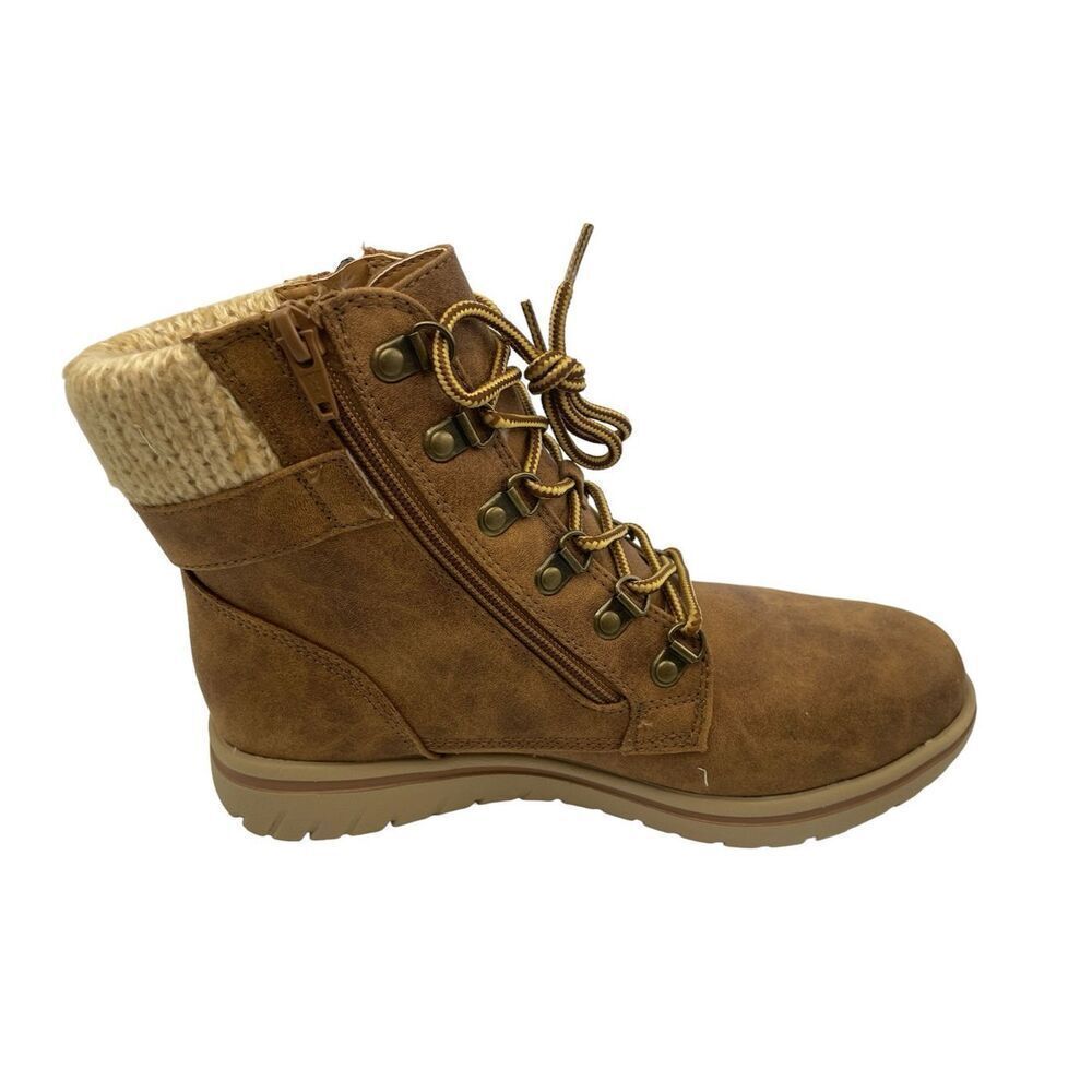 Cliffs by White Mountain Hearty Hiking Boot - Women's, color: tan, Size: 8.5